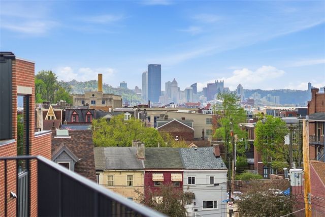 4312 Summit St, Lawrenceville, PA 15201