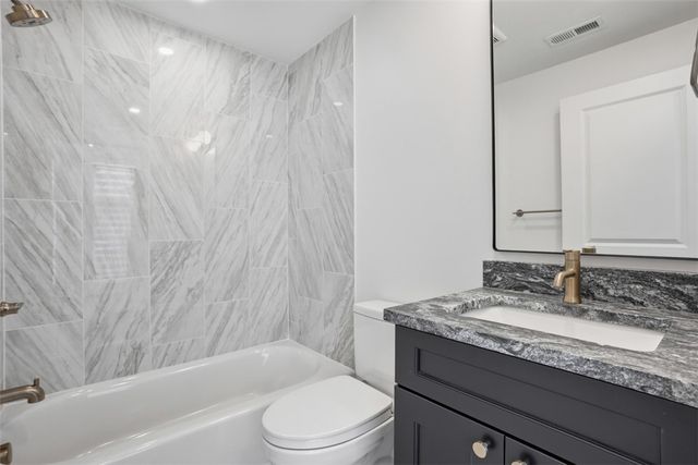 4312 Summit St, Lawrenceville, PA 15201