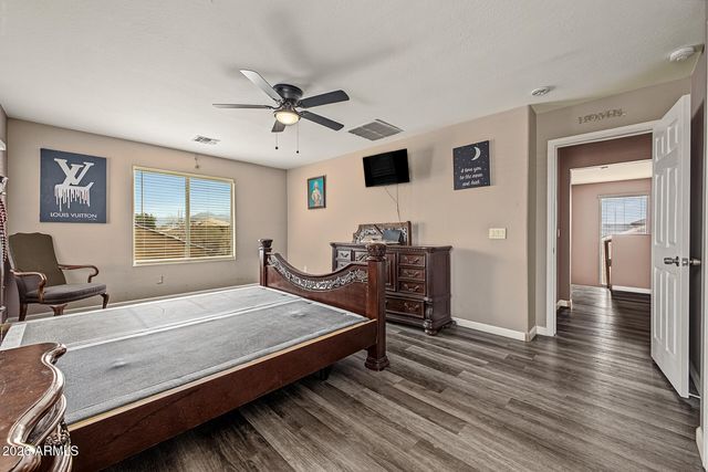 7417 W FLORENCE Avenue, Phoenix, AZ 85043