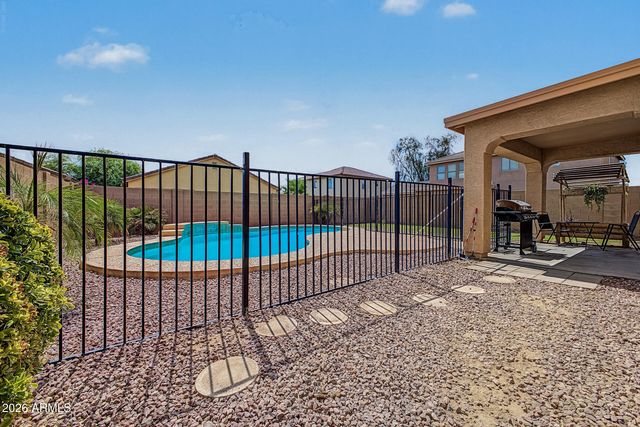 7417 W FLORENCE Avenue, Phoenix, AZ 85043