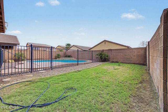 7417 W FLORENCE Avenue, Phoenix, AZ 85043