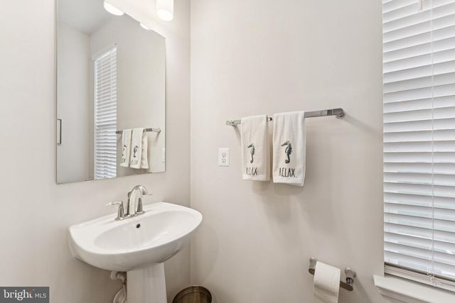 6025 SOHO WAY, Hyattsville, MD 20782