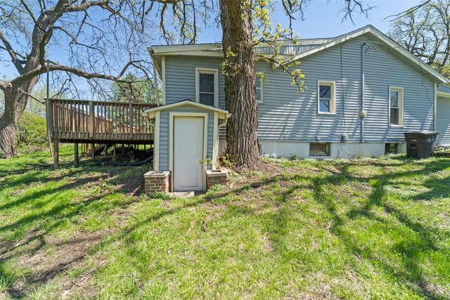 320 E Gray Street, Des Moines, IA 50315