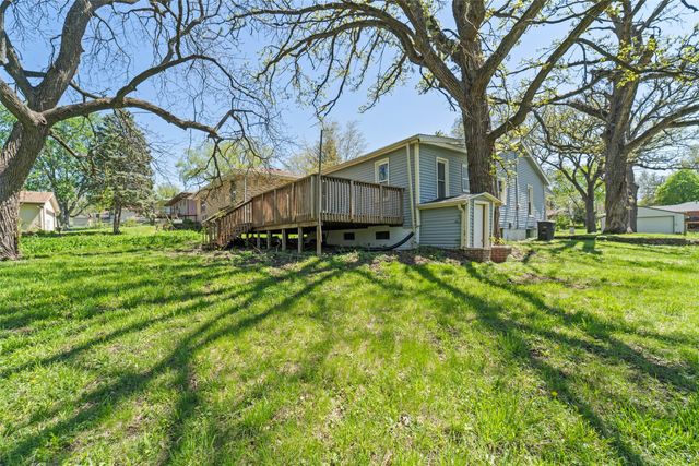 320 E Gray Street, Des Moines, IA 50315