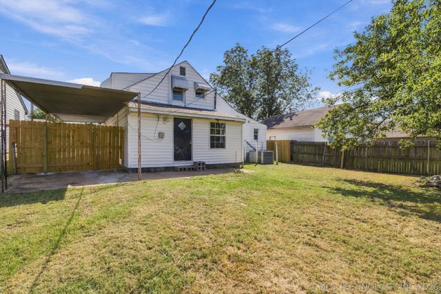 246 S 67th East Avenue, Tulsa, OK 74112
