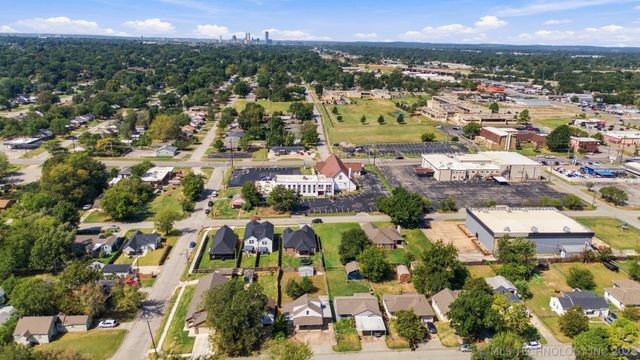 246 S 67th East Avenue, Tulsa, OK 74112