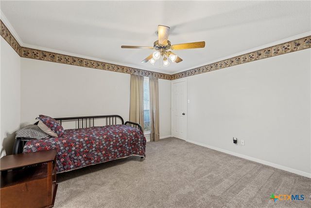 1018 Shilling Drive, Elm Mott, TX 76640