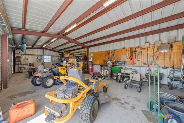 1018 Shilling Drive, Elm Mott, TX 76640