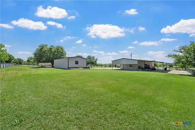 1018 Shilling Drive, Elm Mott, TX 76640
