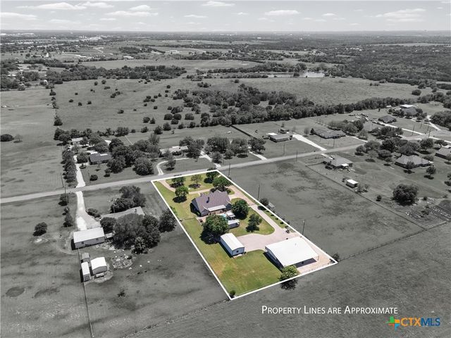 1018 Shilling Drive, Elm Mott, TX 76640