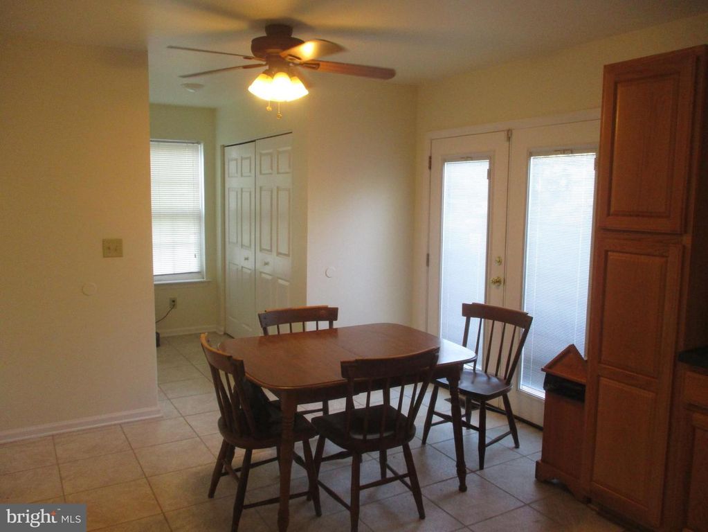 Image 3 of property listing at 94 CHESTNUT DR, Elkton, MD 21921