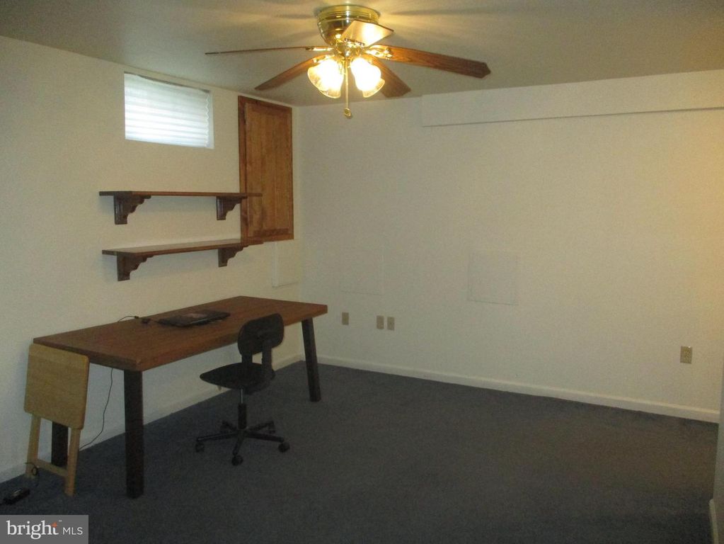 Image 6 of property listing at 94 CHESTNUT DR, Elkton, MD 21921