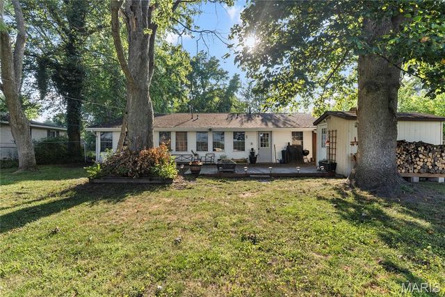 432 N 9th Street, Mascoutah, IL 62258