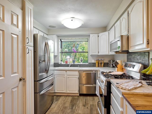 5080 Dakota Rd, Salem, OR 97306