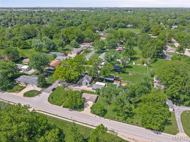 1237 Gerber Road, Edwardsville, IL 62025