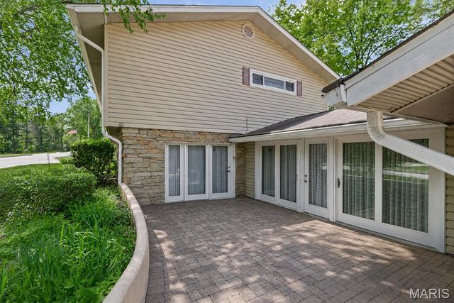 1237 Gerber Road, Edwardsville, IL 62025