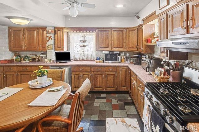 1237 Gerber Road, Edwardsville, IL 62025