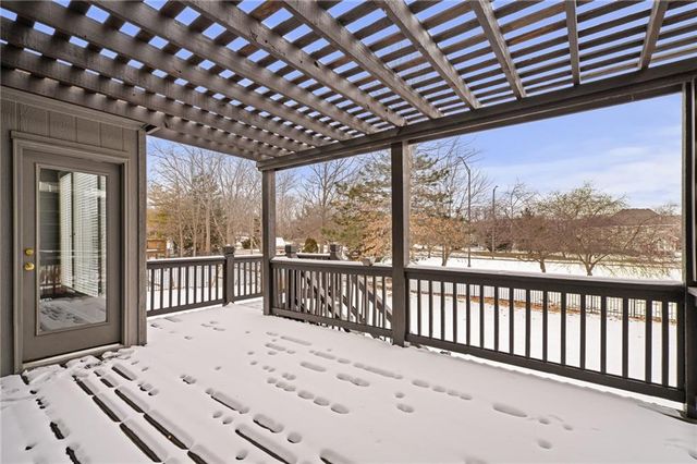 19612 W 98th Terrace, Lenexa, KS 66220