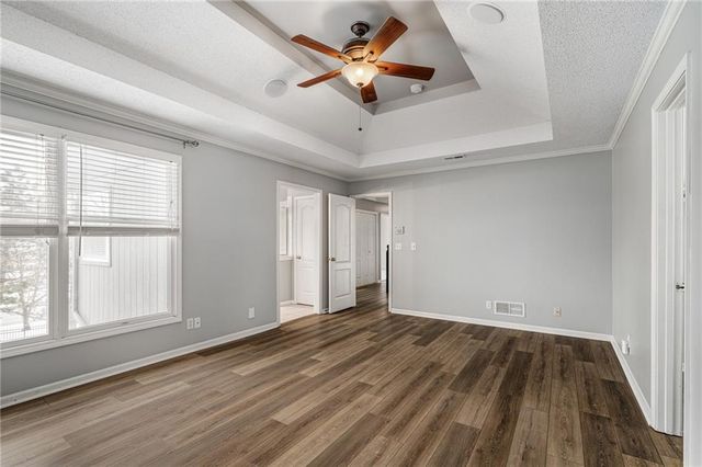 19612 W 98th Terrace, Lenexa, KS 66220