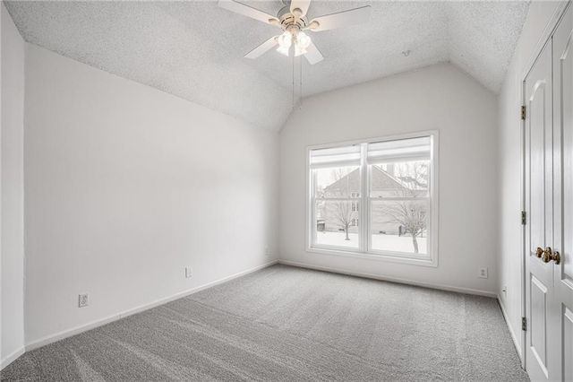 19612 W 98th Terrace, Lenexa, KS 66220