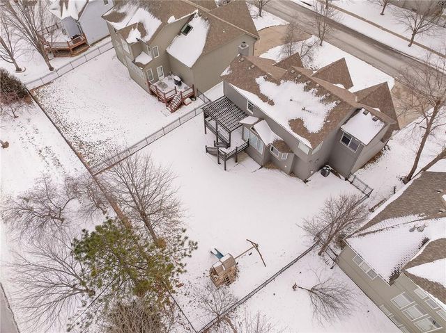 19612 W 98th Terrace, Lenexa, KS 66220