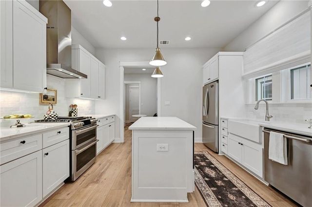 1095 Twain ST, Driftwood, TX 78619