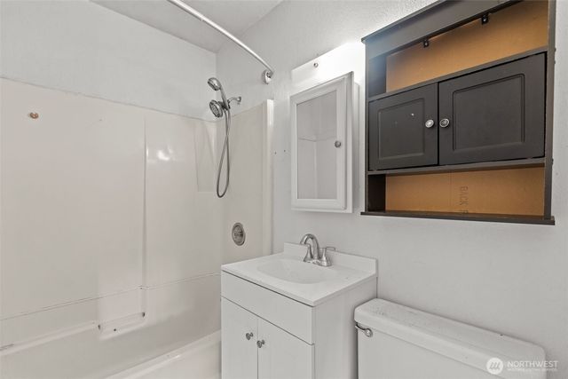 150 NE State Route 300, Belfair, WA 98528