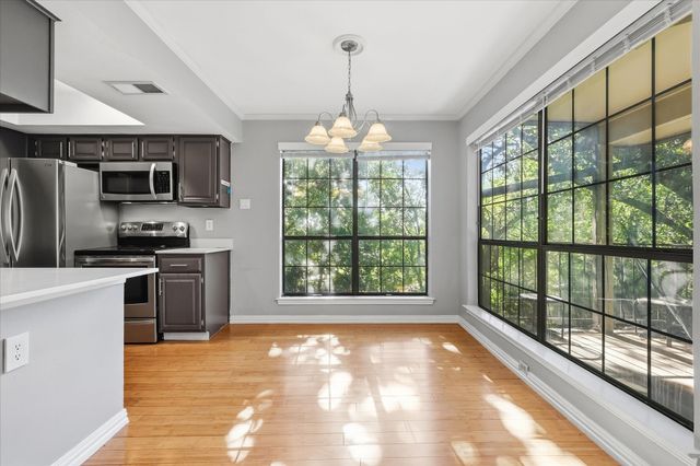 2505 Wedglea Drive 225, Dallas, TX 75211