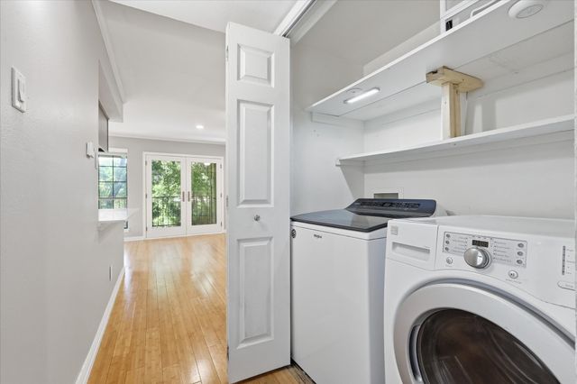 2505 Wedglea Drive 225, Dallas, TX 75211