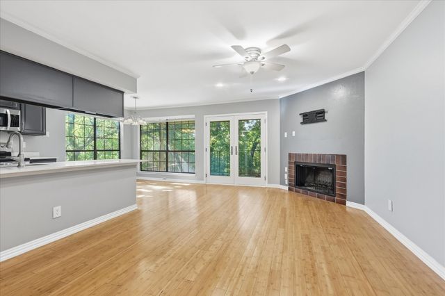 2505 Wedglea Drive 225, Dallas, TX 75211