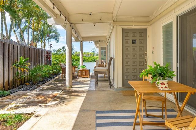 387 Opihikao Place 311, Honolulu, HI 96825