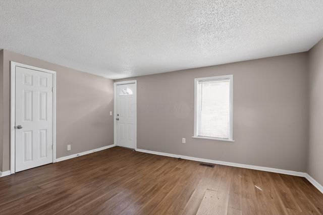 668 Erickson Avenue, Columbus, OH 43213