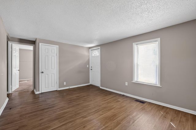668 Erickson Avenue, Columbus, OH 43213