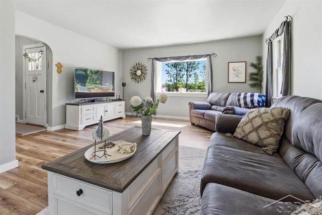 2775 E Siebert Road, Larkin Twp, MI 48642