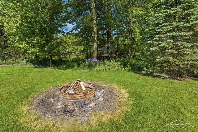 2775 E Siebert Road, Larkin Twp, MI 48642