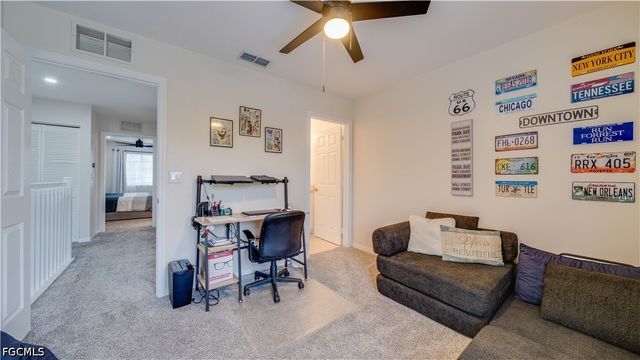 10053 Poppy Hill DR, Fort Myers, FL 33966