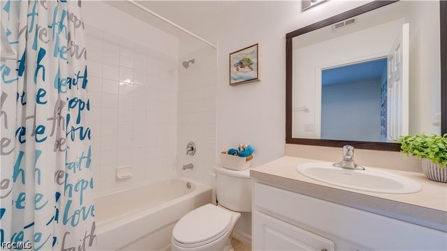 10053 Poppy Hill DR, Fort Myers, FL 33966