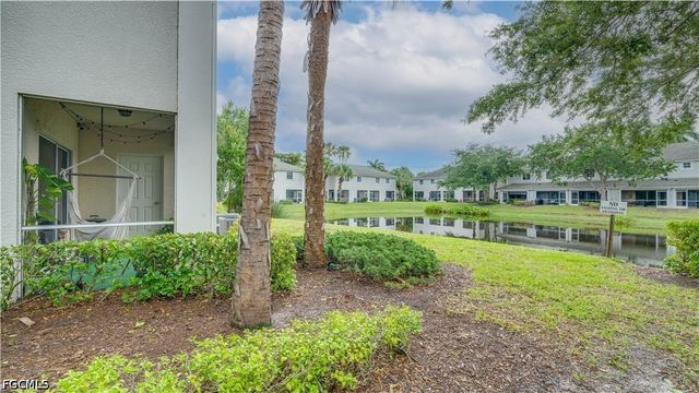 10053 Poppy Hill DR, Fort Myers, FL 33966