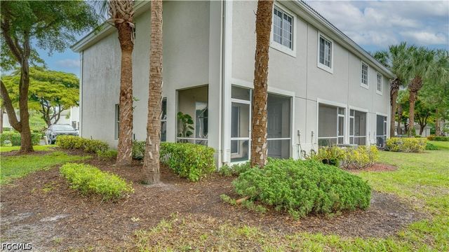 10053 Poppy Hill DR, Fort Myers, FL 33966