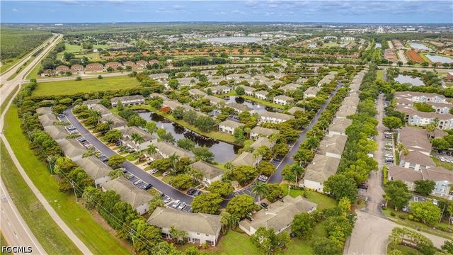 10053 Poppy Hill DR, Fort Myers, FL 33966