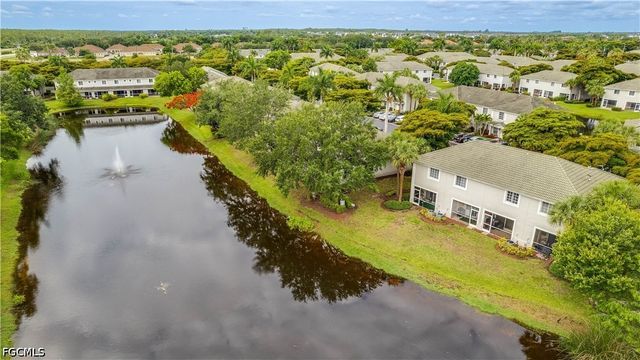 10053 Poppy Hill DR, Fort Myers, FL 33966