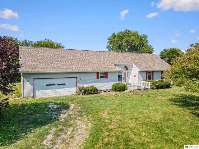 26110 W Maple Road, Waterloo, NE 68069