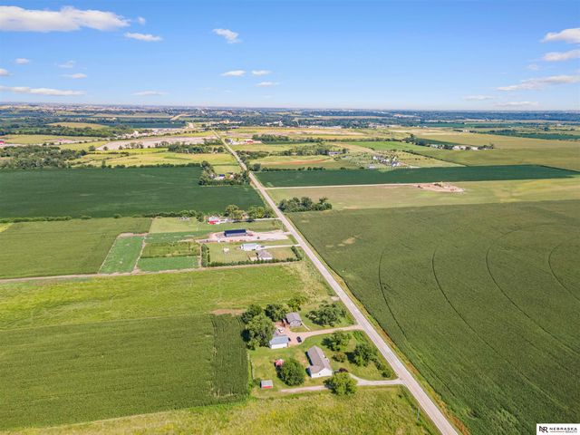 26110 W Maple Road, Waterloo, NE 68069