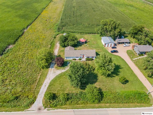 26110 W Maple Road, Waterloo, NE 68069
