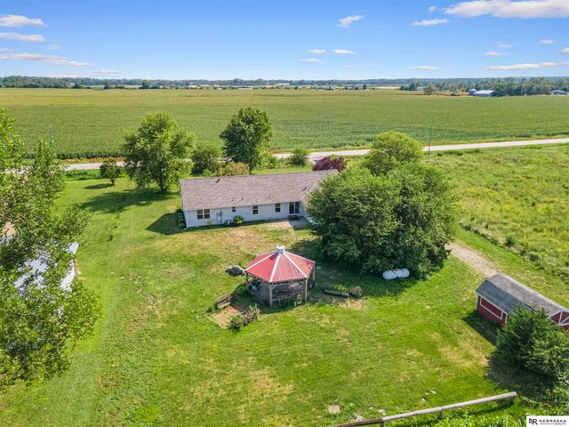 26110 W Maple Road, Waterloo, NE 68069