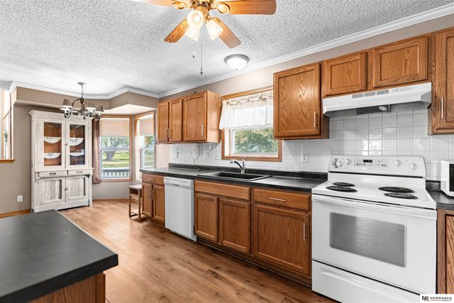 26110 W Maple Road, Waterloo, NE 68069