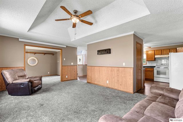 26110 W Maple Road, Waterloo, NE 68069