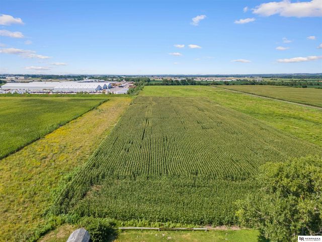 26110 W Maple Road, Waterloo, NE 68069