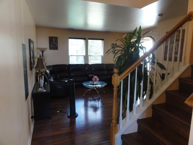 3156 Bromley Lane, Aurora, IL 60502