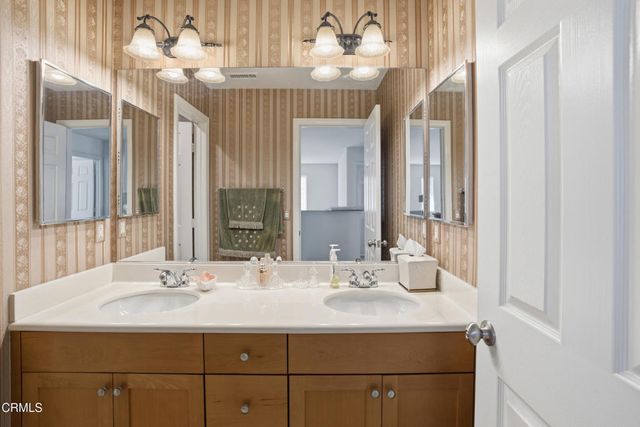 226 Morning Breeze Lane, Port Hueneme, CA 93041